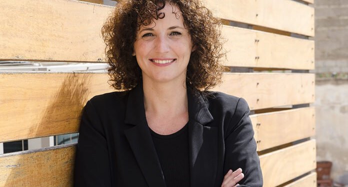 Entrevista a Sara Ramírez, el cabildo destina 45.000 euros para ayudas a mujeres en contexto de prostitución