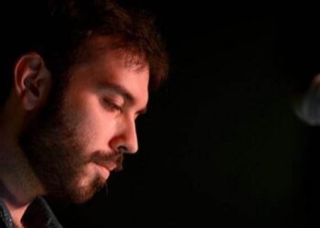 Entrevista al cantautor Ari Jiménez, será el encargado de abrir el ciclo este 8 de enero en La Sala Insular de Teatro Las Palmas de Gran Canaria