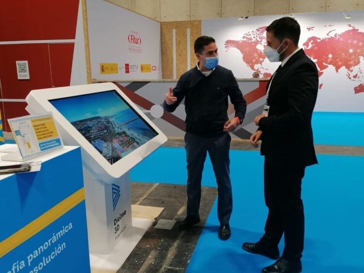 Héctor Suárez, pasó los días 19 y 20 de enero en la Feria Internacional de Turismo que se celebra en Madrid