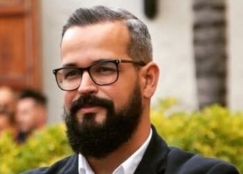 Entrevista a Jonay López, sobre «Conéctate a la diversidad»  la necesidad de la normalización de las personas LGTBI