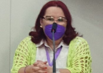 Entrevista a Fuensanta León de la Asociación de Enfermos de Crohn y Colitis Ulcerosa de Canarias