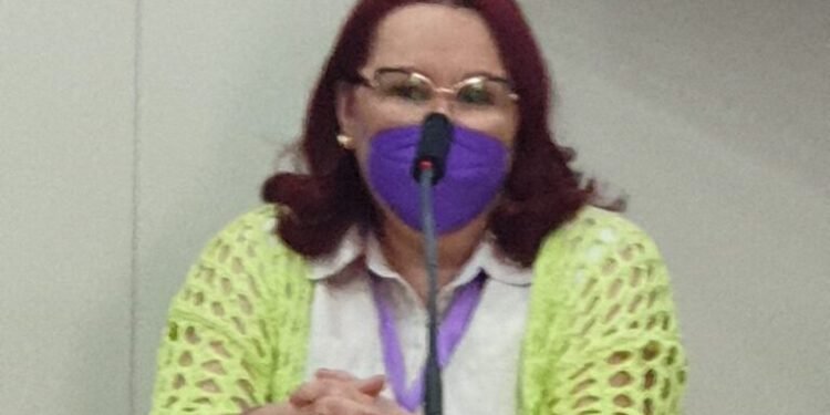 Entrevista a Fuensanta León de la Asociación de Enfermos de Crohn y Colitis Ulcerosa de Canarias