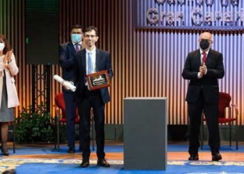 Entrevista a Raúl Vega de Activa Canarias sobre el premio al Roque Nublo Turístico