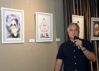 El artista Néstor Dámaso del Pino inaugura la muestra ‘Entre caricanarios’ en Santa Brígida