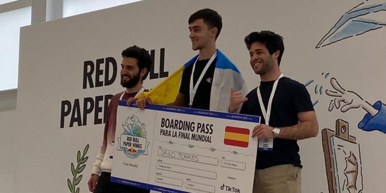 El canario Saulo Morales disputará el Red Bull Paper Wings