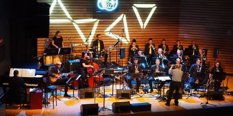 La Perinké Big Band rendirá tributo a la música latina con ‘Fiebre de Mambo’ este sábado en el Víctor Jara