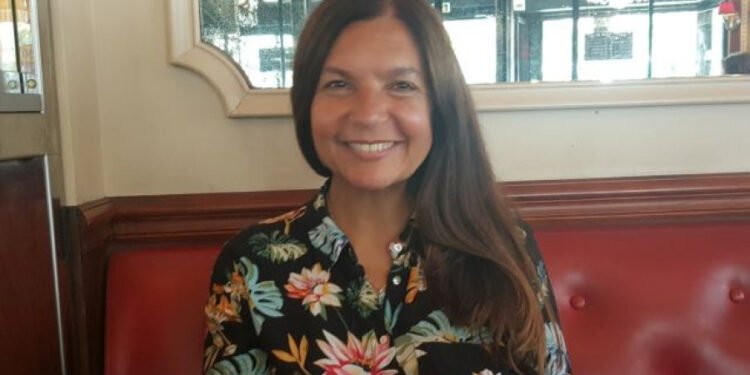 Entrevista a la escritora Nadia Jiménez, nos presenta ‘Dátiles por la vereda’